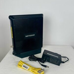 NETGEAR Nighthawk AC1900 WiFi Cable Modem Router, Model C7000v2, Xfinity/Cox